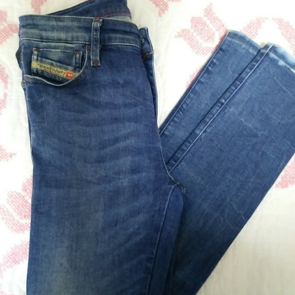 Diesel Skinzee Super Slim Jeans Size 29x30